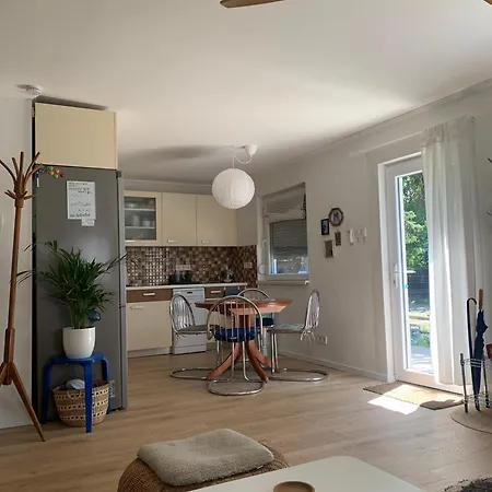 Marika Nyaraló Szigetmonostor